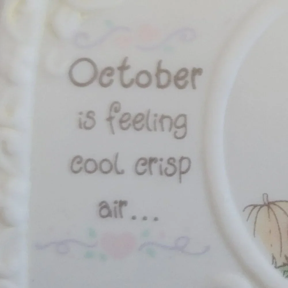 Precious Moments October Opal Birthstone Porcelain Trinket Box Pumpkin Chest